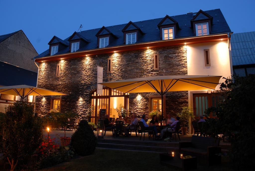 Juffer Flair Restaurant Gaestehaus Brauneberg Exterior foto